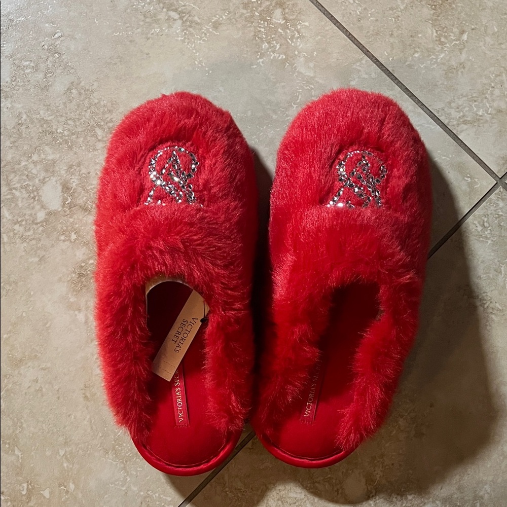 Victoria’s Secret Fuzzy Slippers